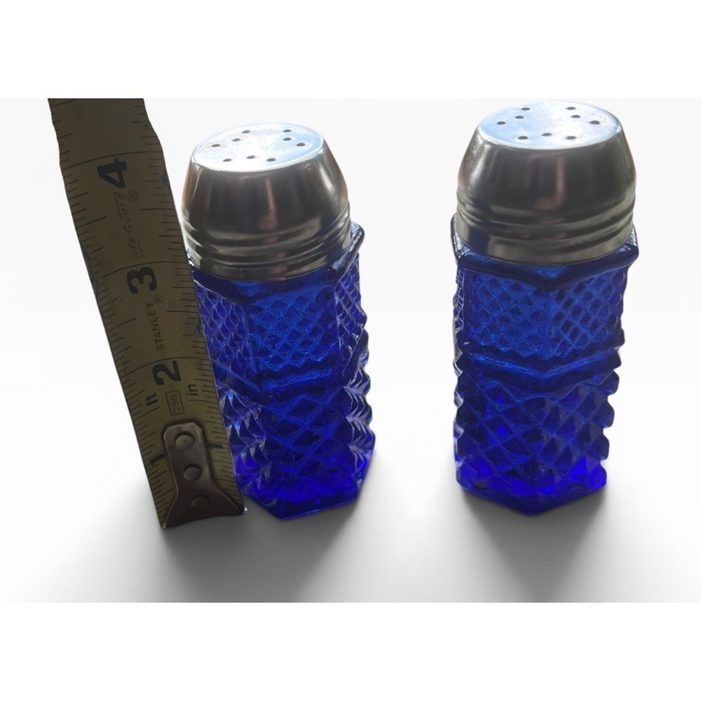 Vintage Cobalt Blue 4" Glass Hexagonal Salt Pepper Shakers Silver Metal Caps - Picture 7 of 7
